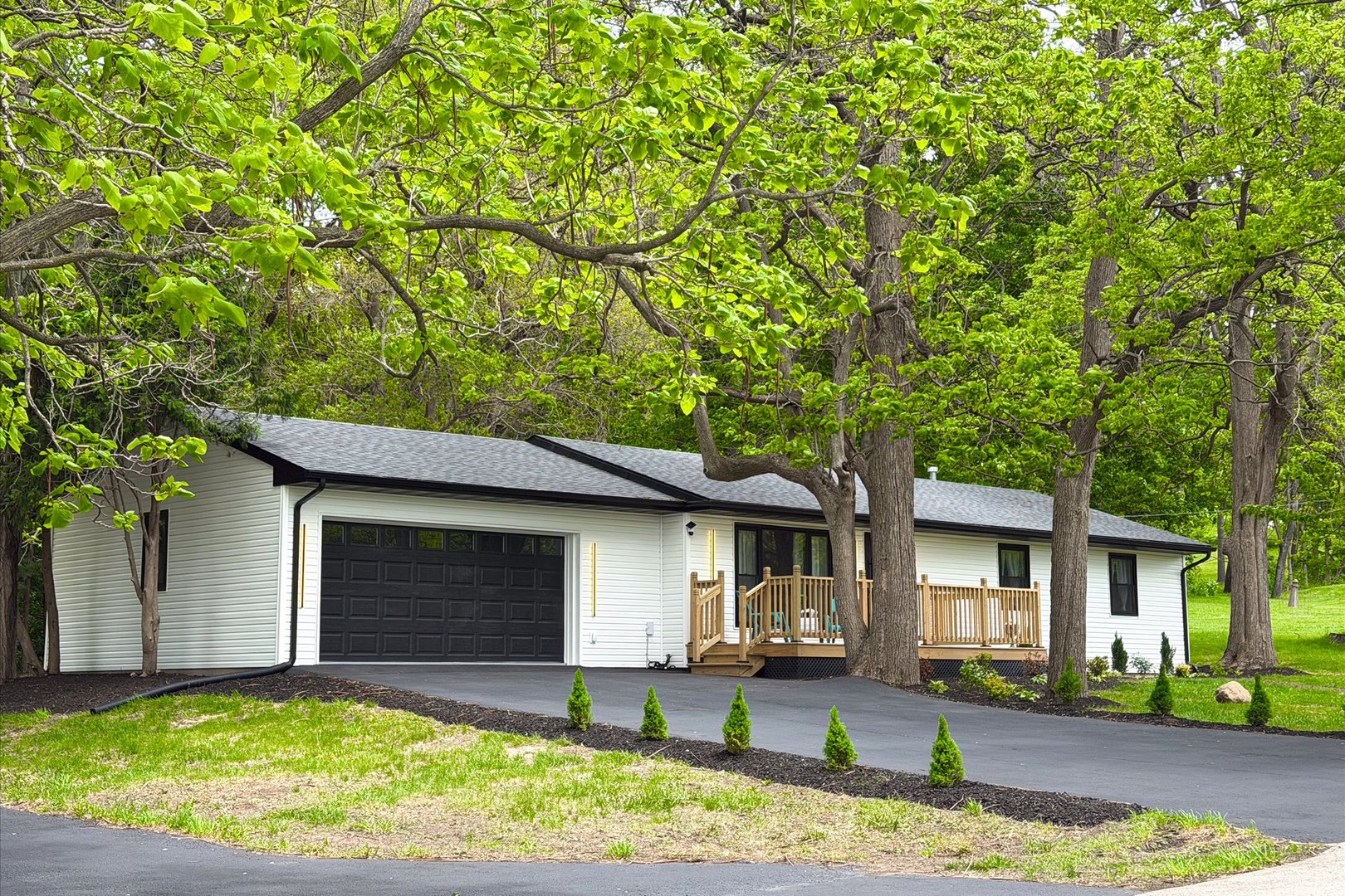 35W302 PINELANDS Road