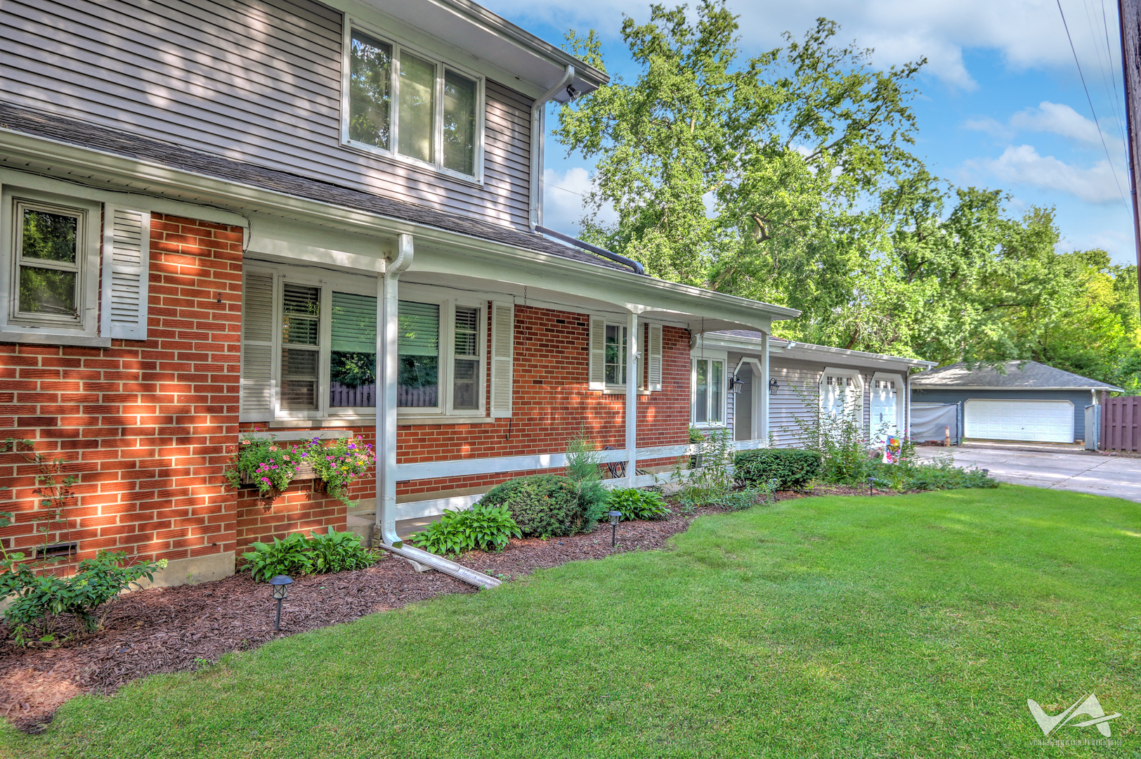 850 W Fabyan Parkway