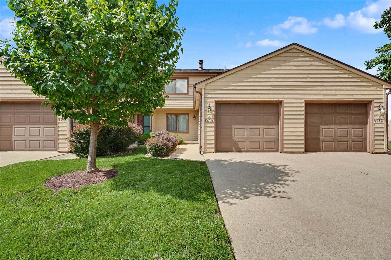 1214 Lancaster Drive