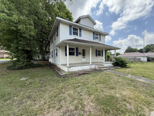 1110 E OAK Street