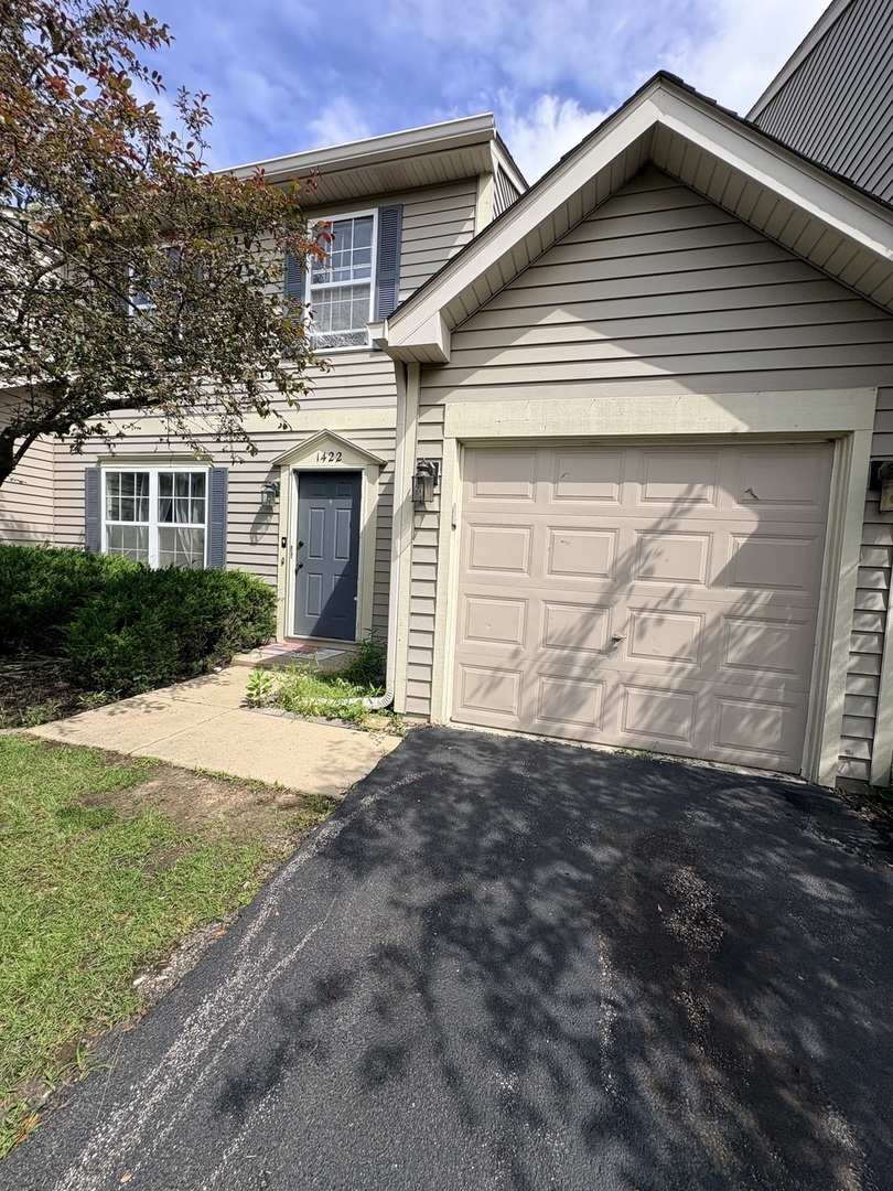 1422 W SPLIT OAK Circle