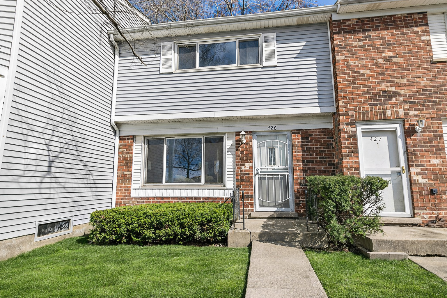 426 Greentree Lane