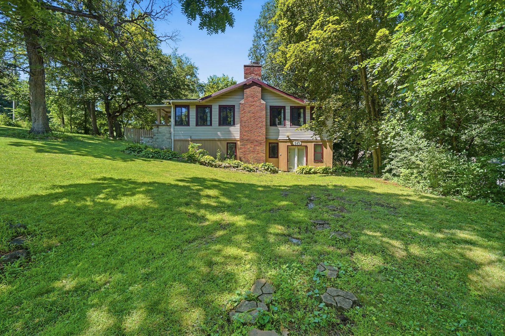 345 Moody Court