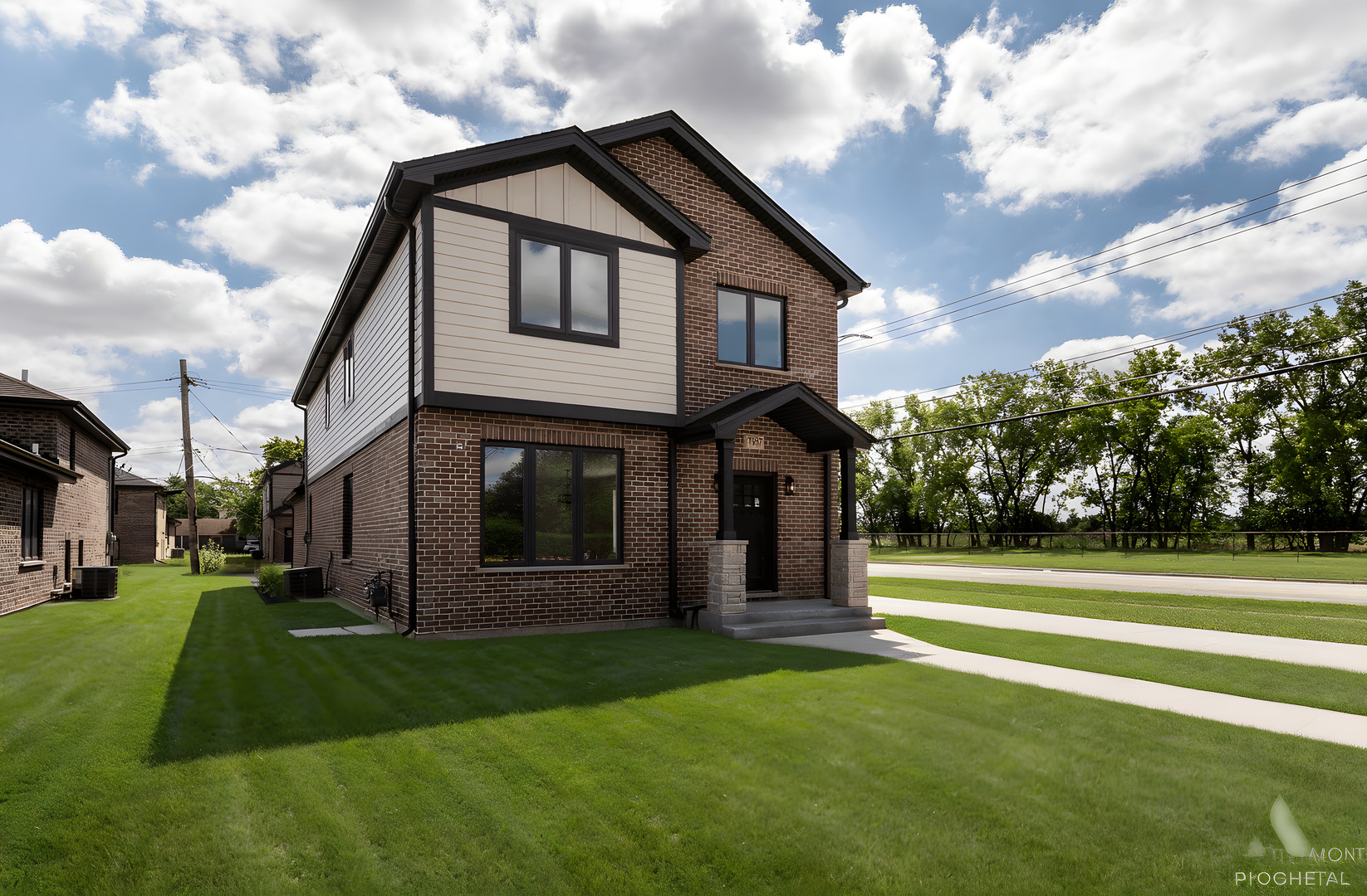 7957 W 73 Place