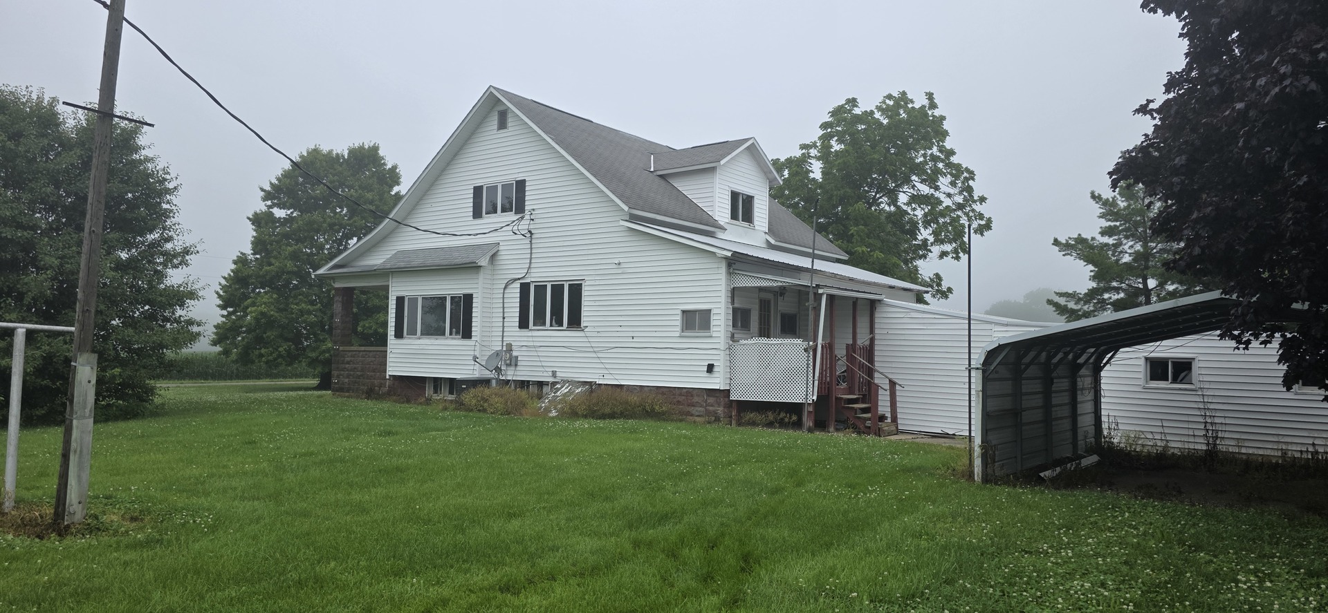 4692 N County Road 2300e