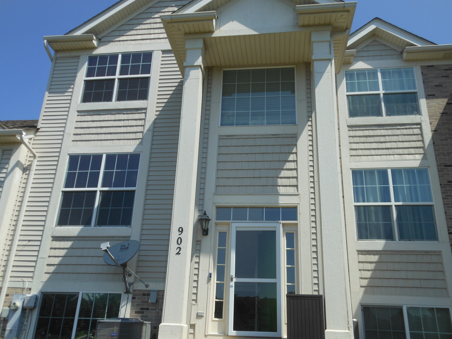 902 Summit Creek Drive
