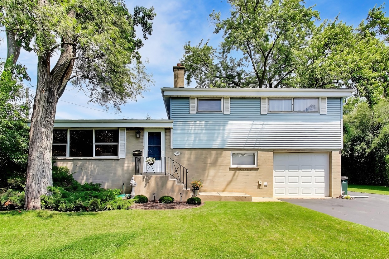 1115 Pfingsten Road