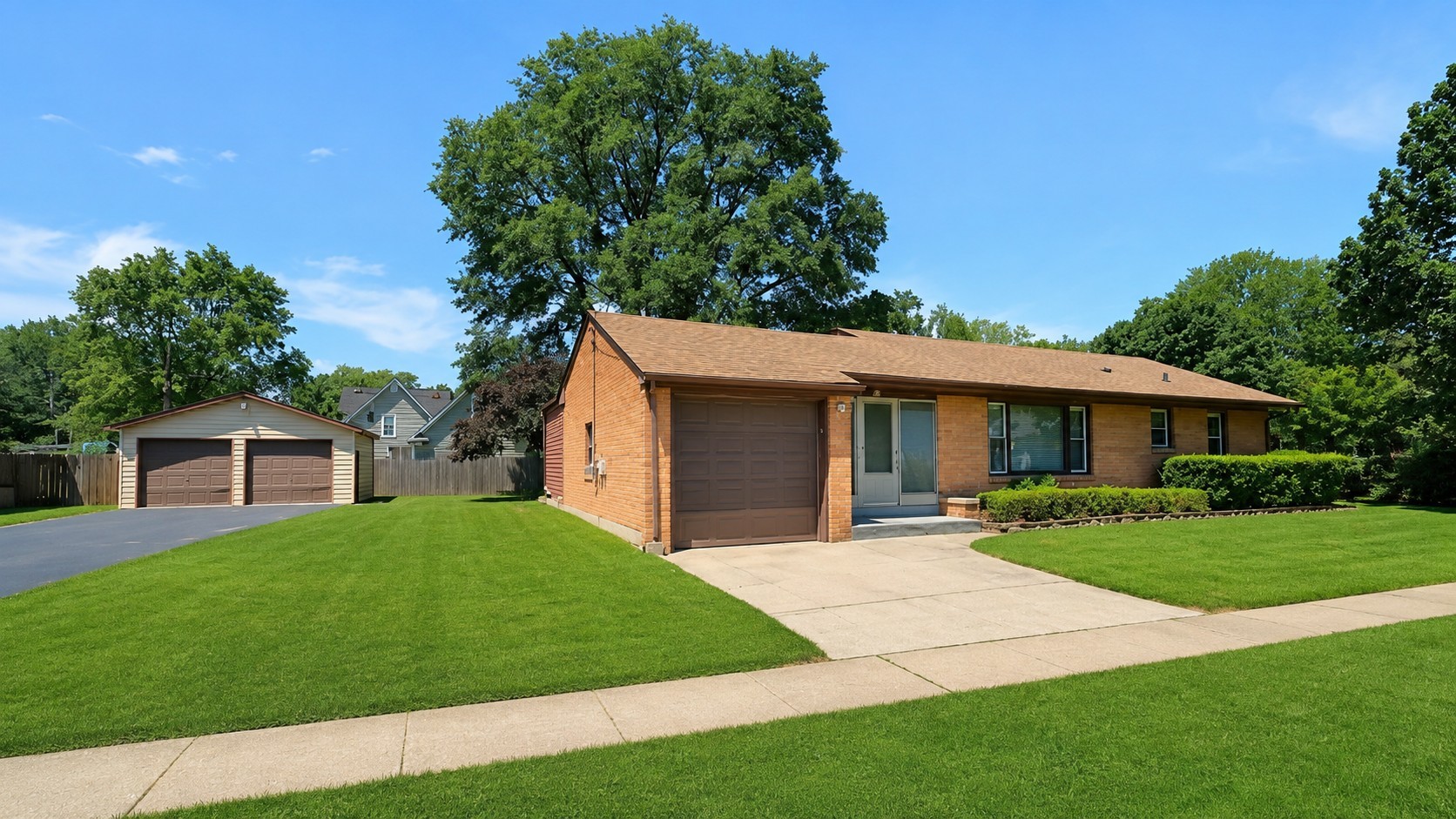319 N Lord Avenue