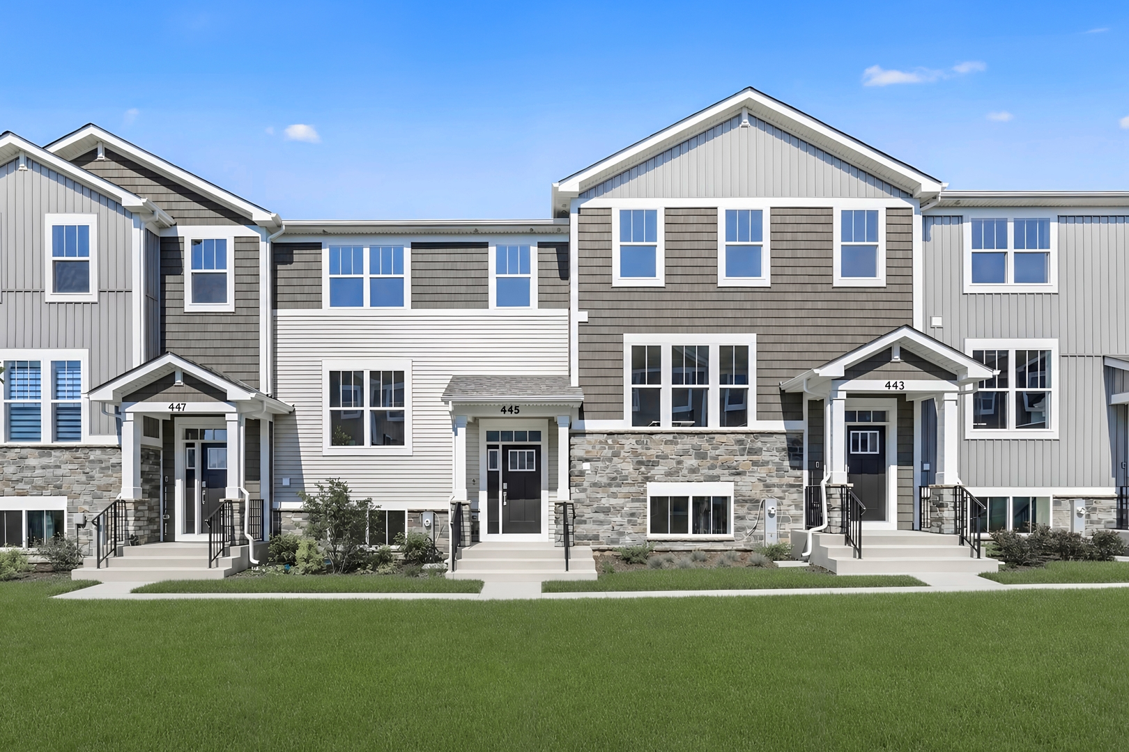 445 Red Oak Circle