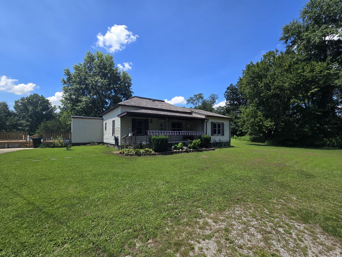 4707 E Il Highway 15