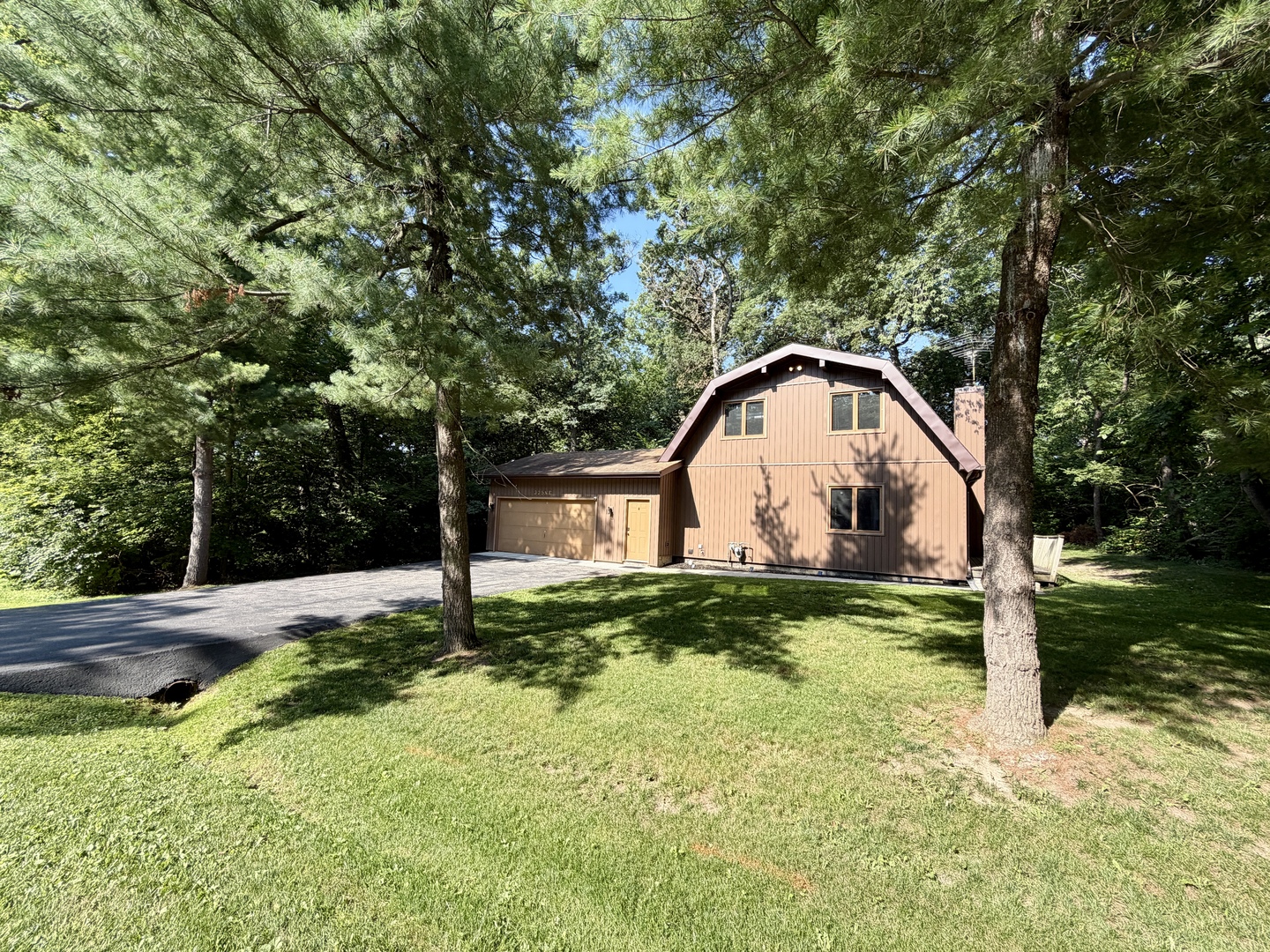 325 ROCHESTER Road