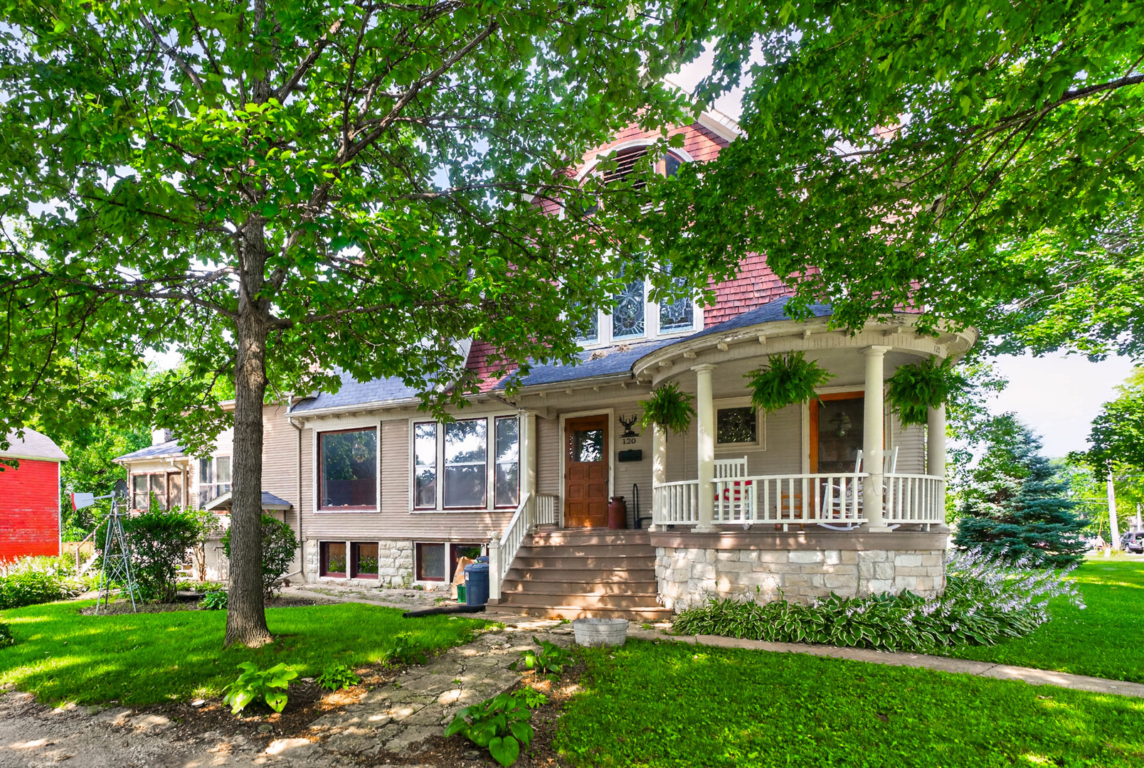 120 Elmwood Place