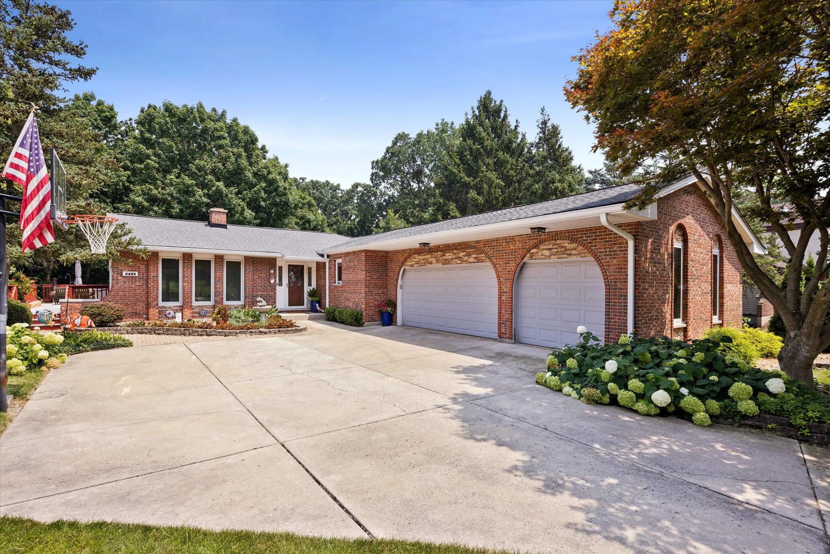 4433 Brittany Drive