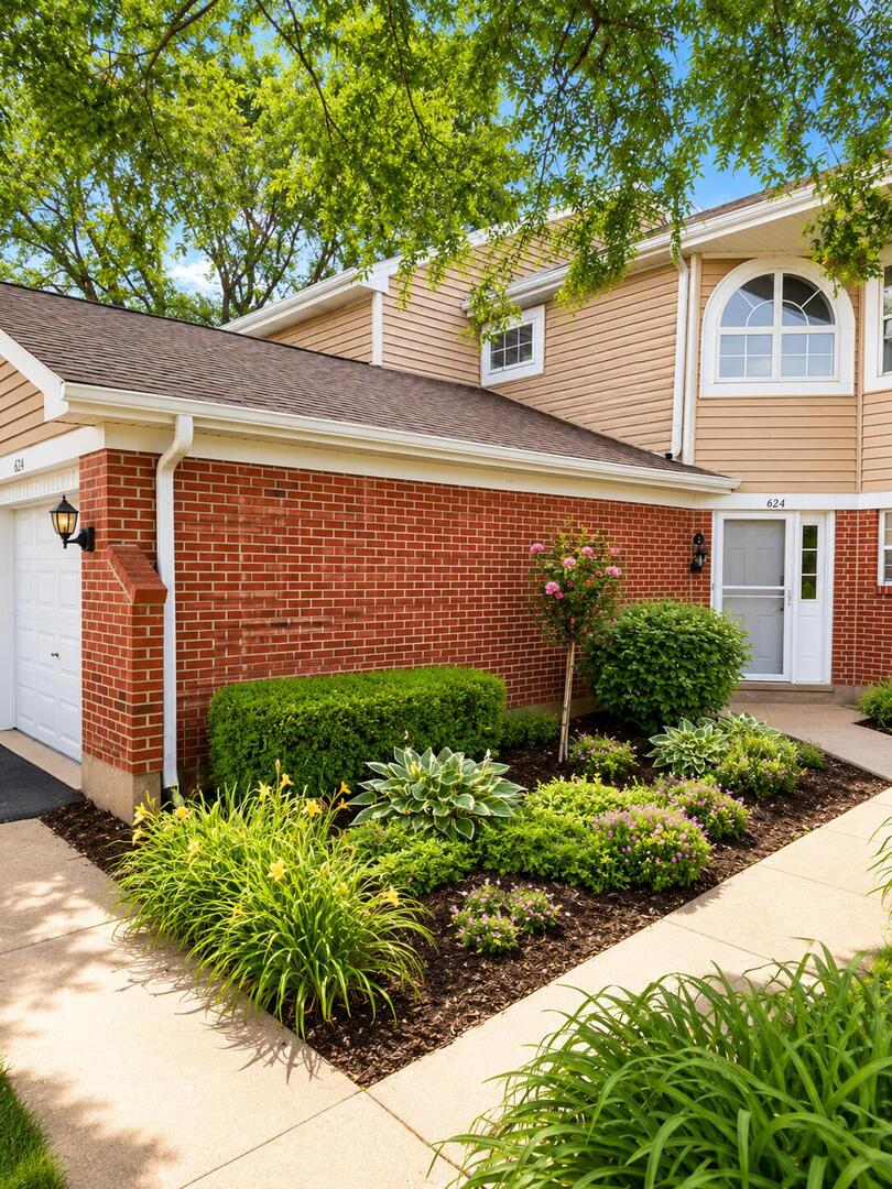 624 W Happfield Drive