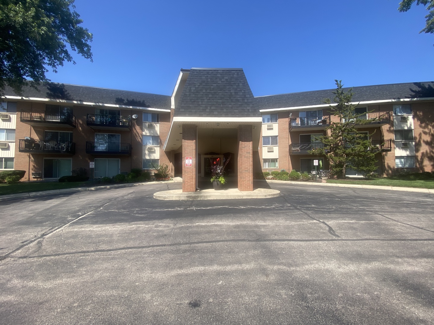 1198 Royal Glen Drive