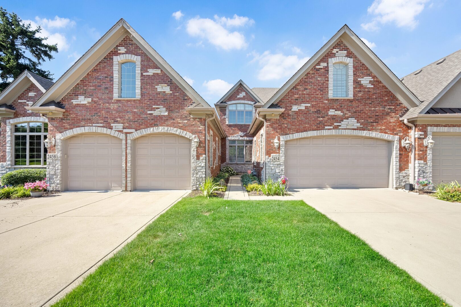 2454 Durand Drive