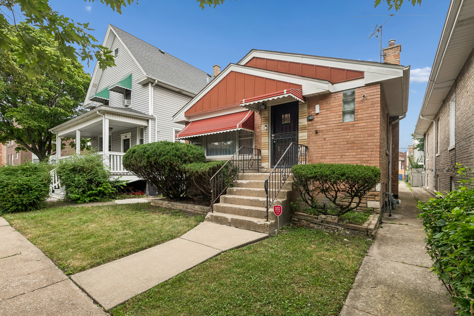 1303 S 59th Avenue