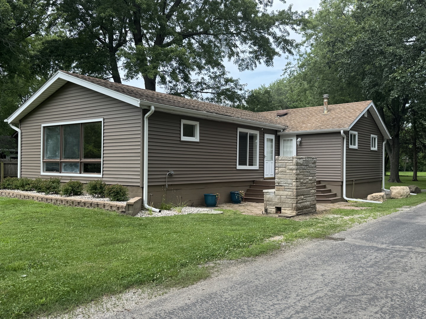 28542 S Walleye Lane