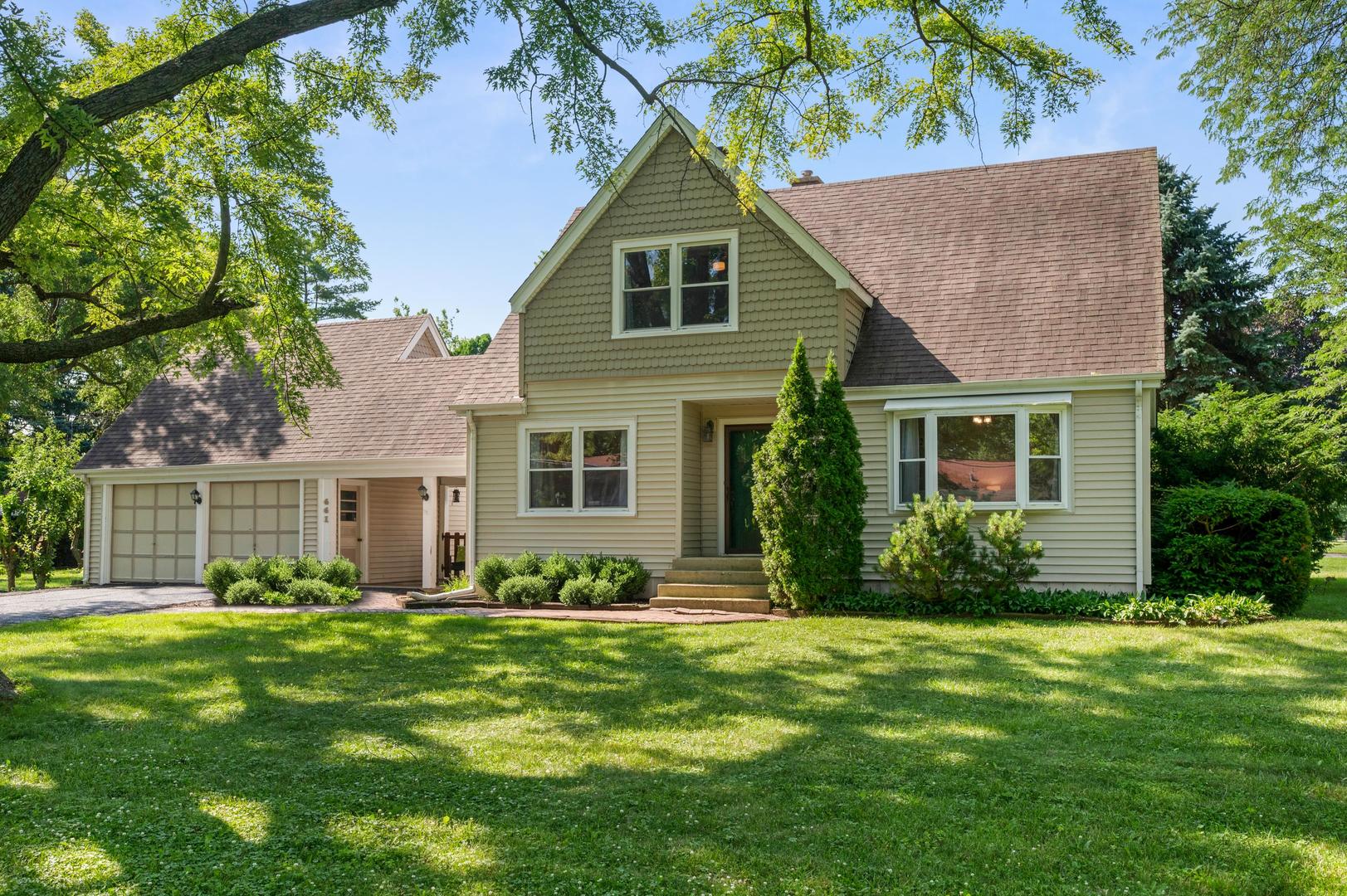 16W661 White Pine Road