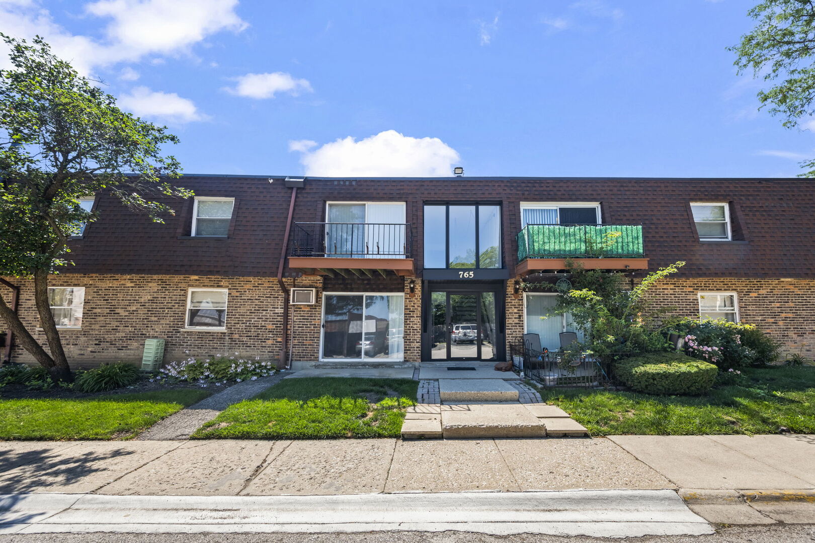 765 GROVE Drive