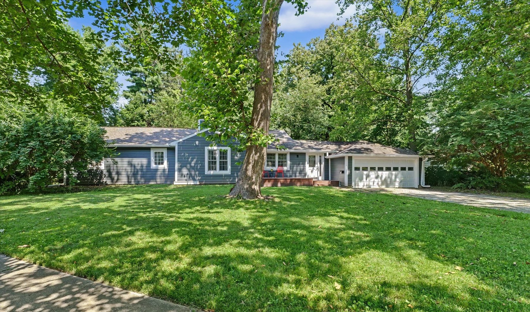 204 E George Huff Drive