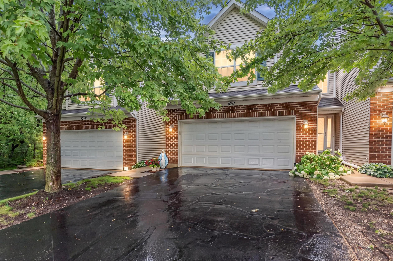 1011 N South Elgin Boulevard