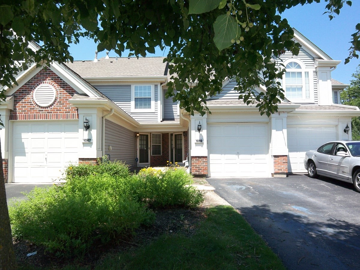1069 Talbots Lane