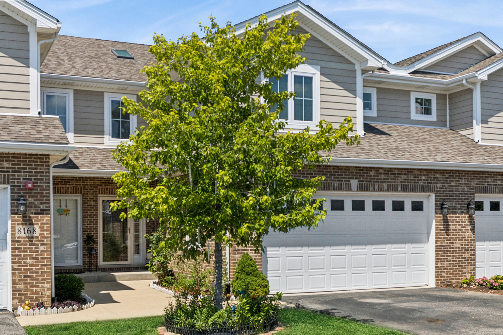 8166 W 87th Street