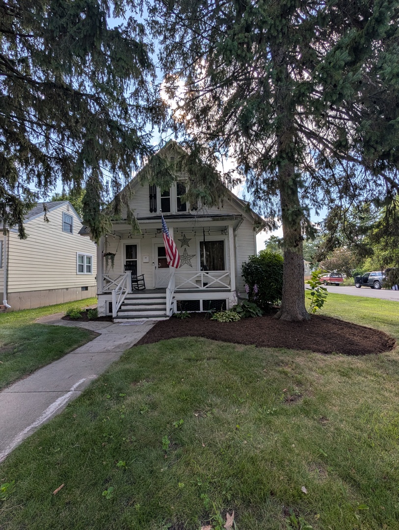739 N 11th Street