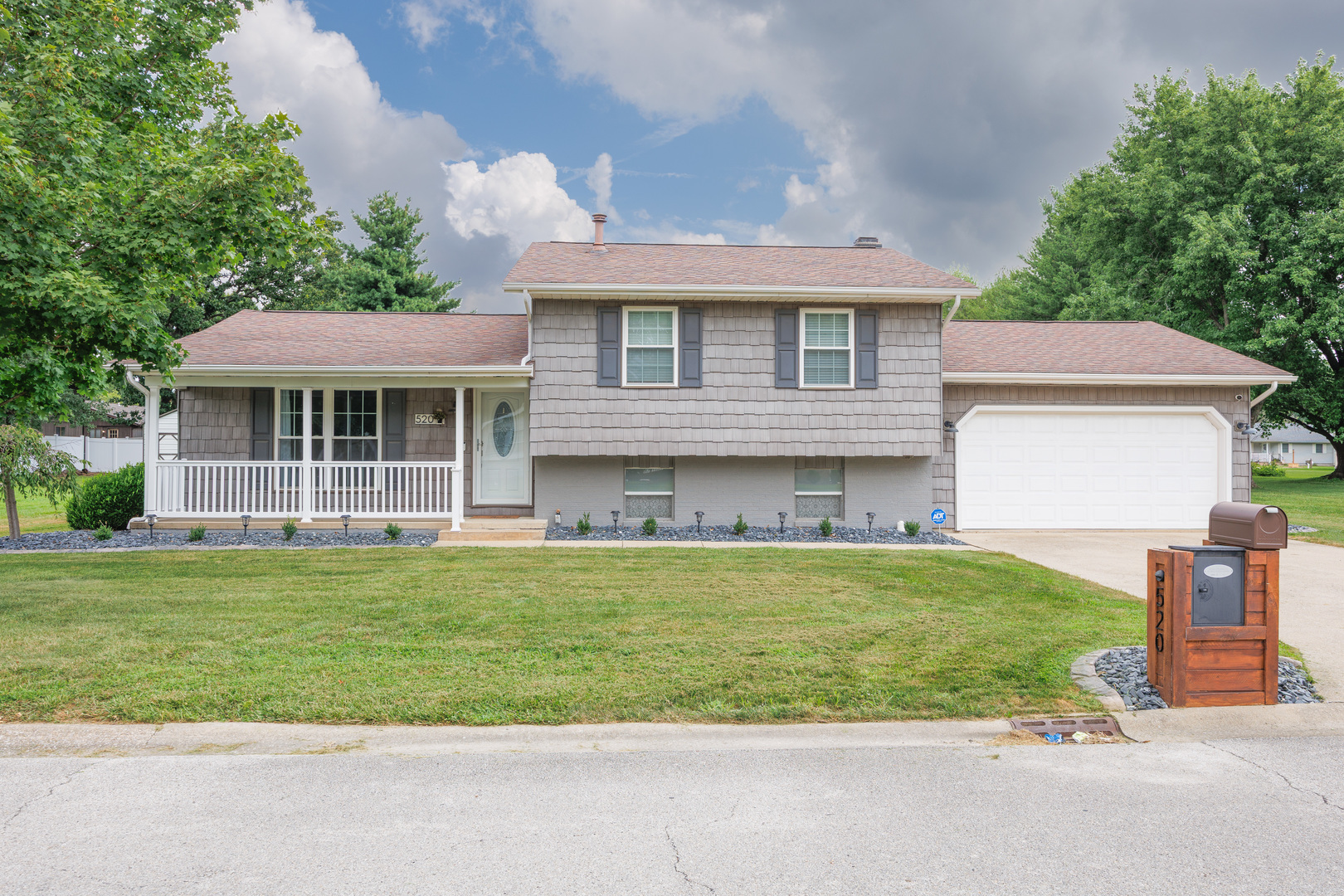 520 Cottonwood Drive