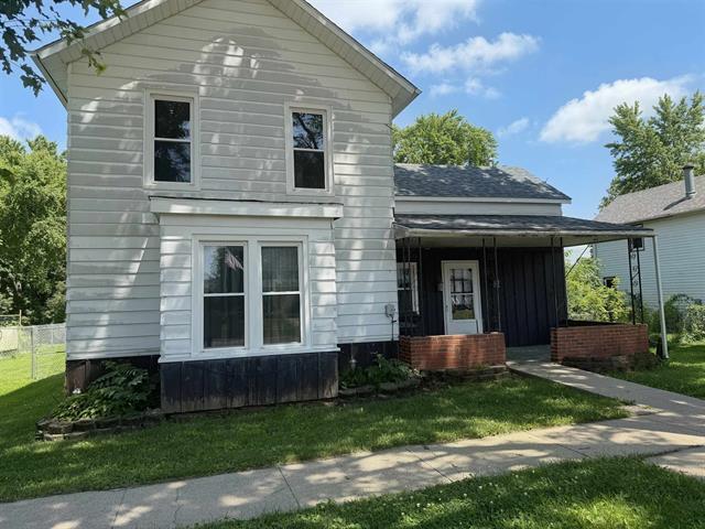 208 E Second Street