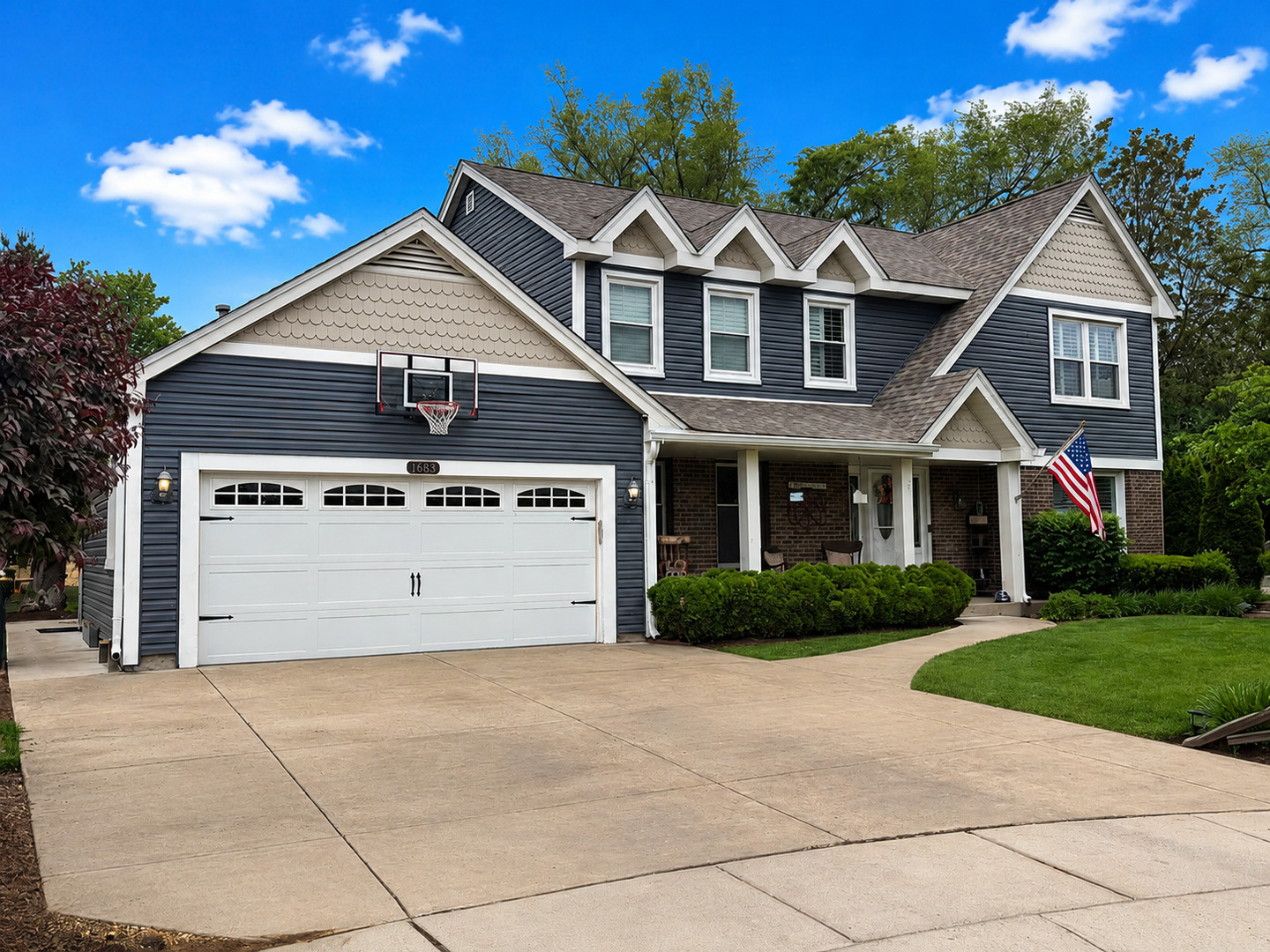 1683 CASTAWAY Court