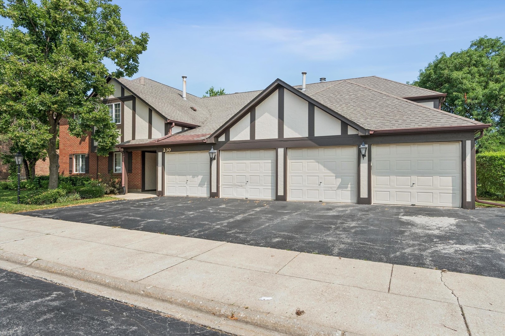 230 Windsor Lane