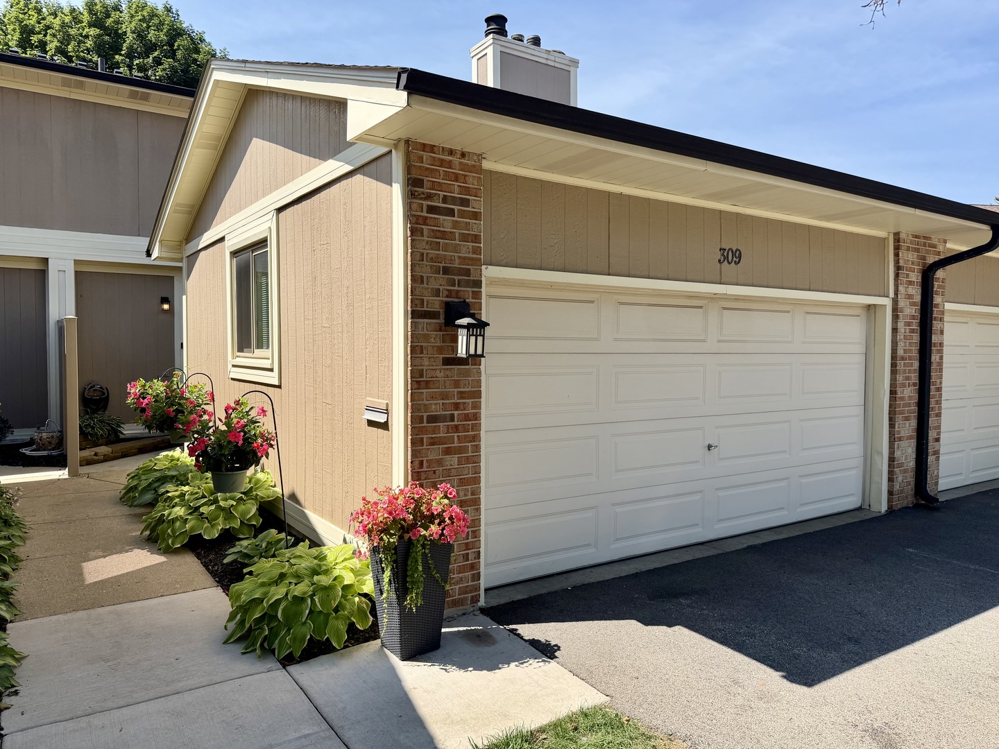 309 Redwing Drive