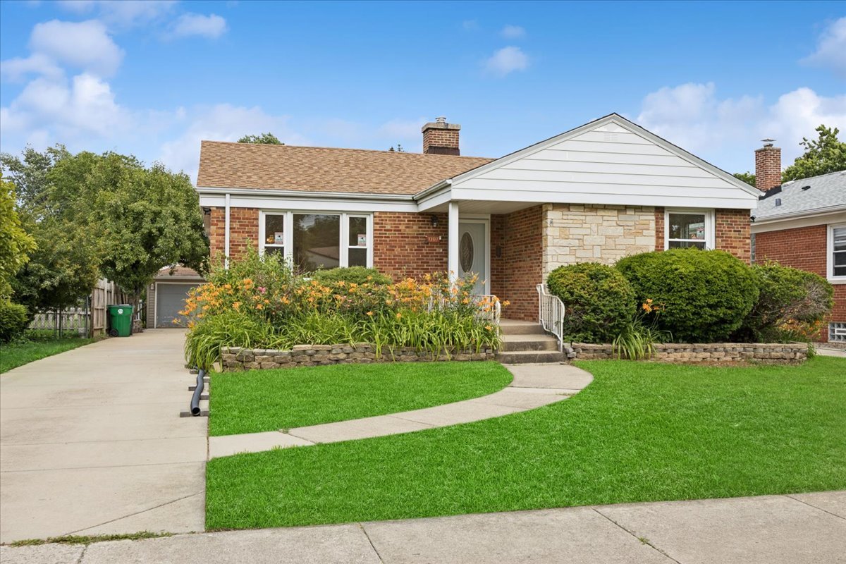 1307 Hull Avenue