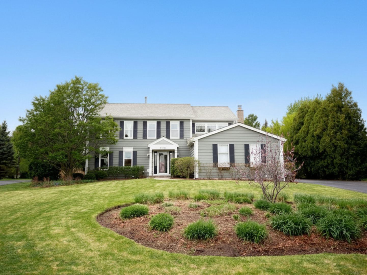17945 W Pond Ridge Circle