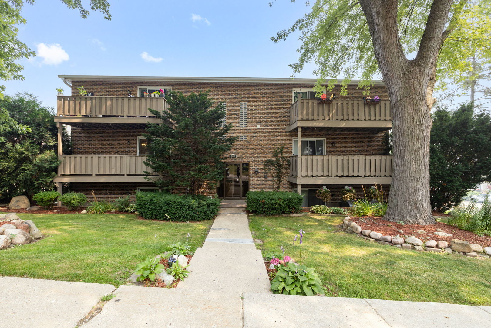 207 Fremont Street