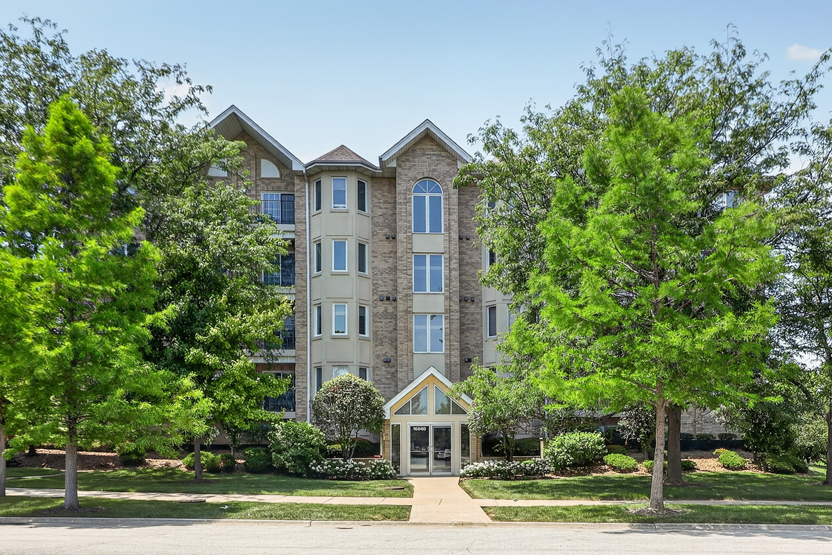 16040 Boardwalk Lane