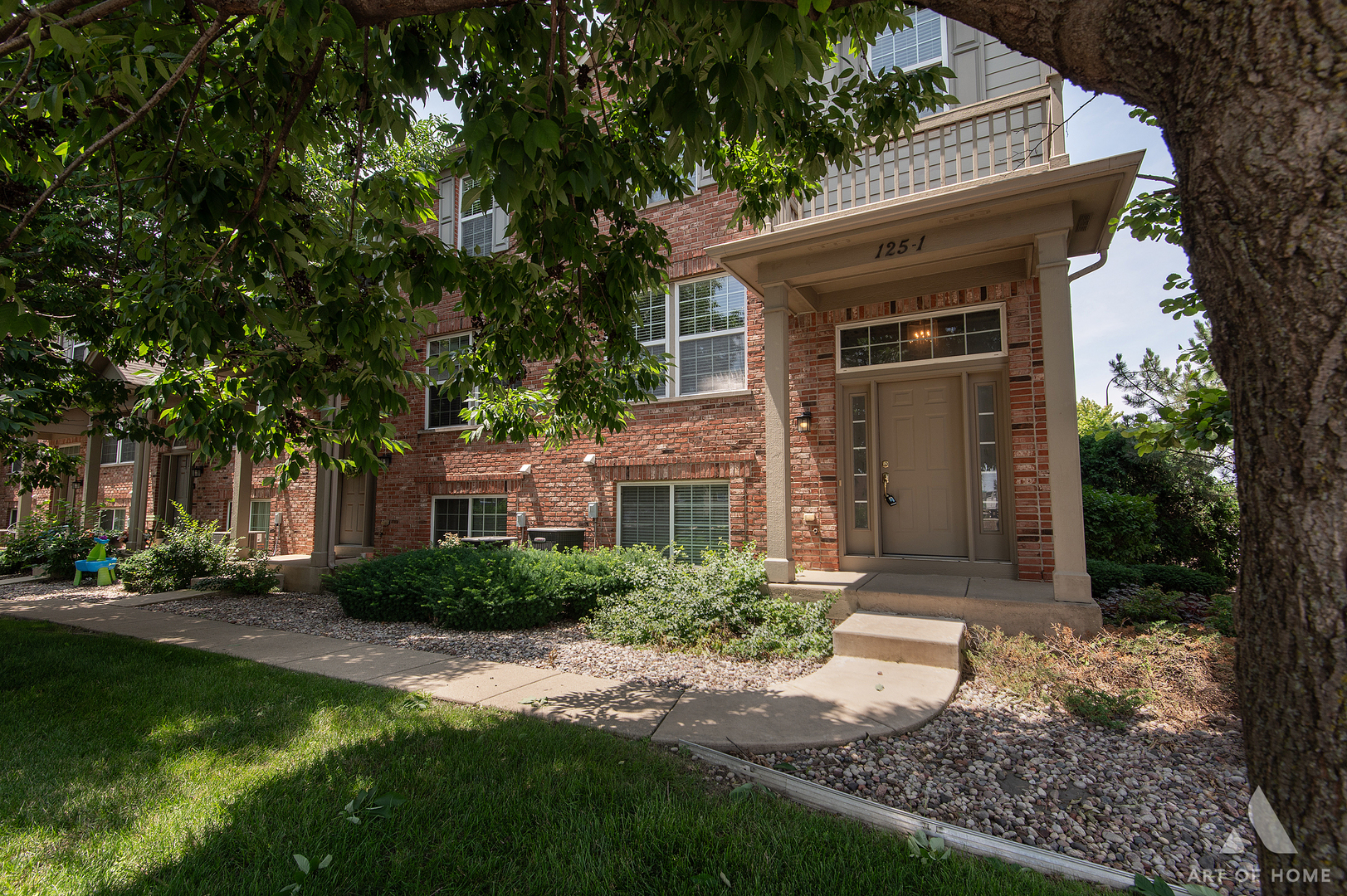 125 Bristol Lane