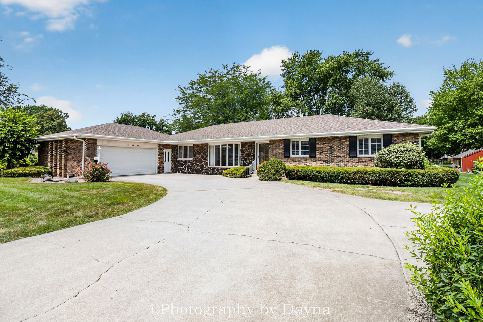 655 West End Drive