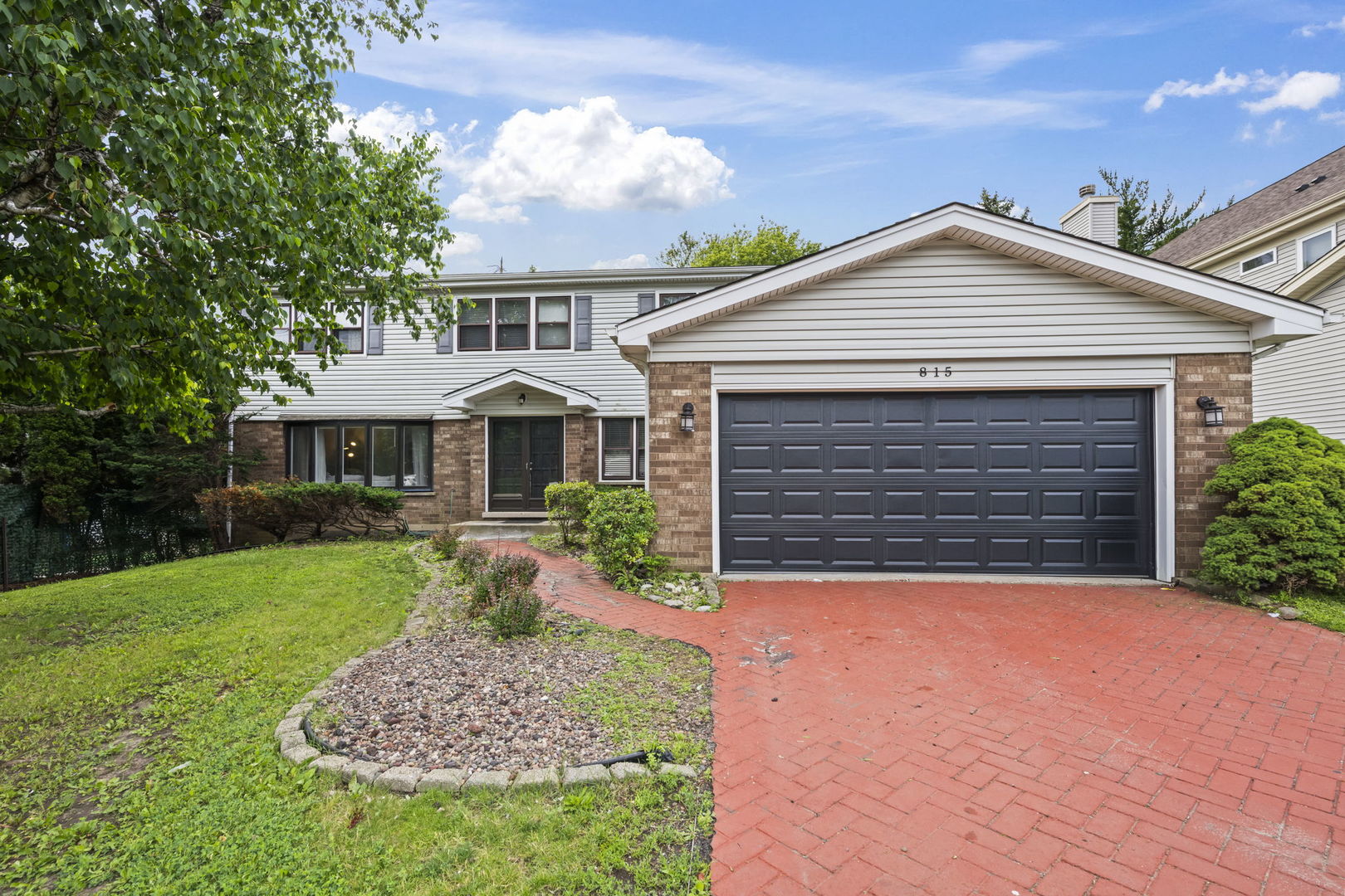 815 E Hintz Road