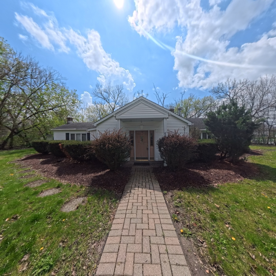 805 E Palatine Road