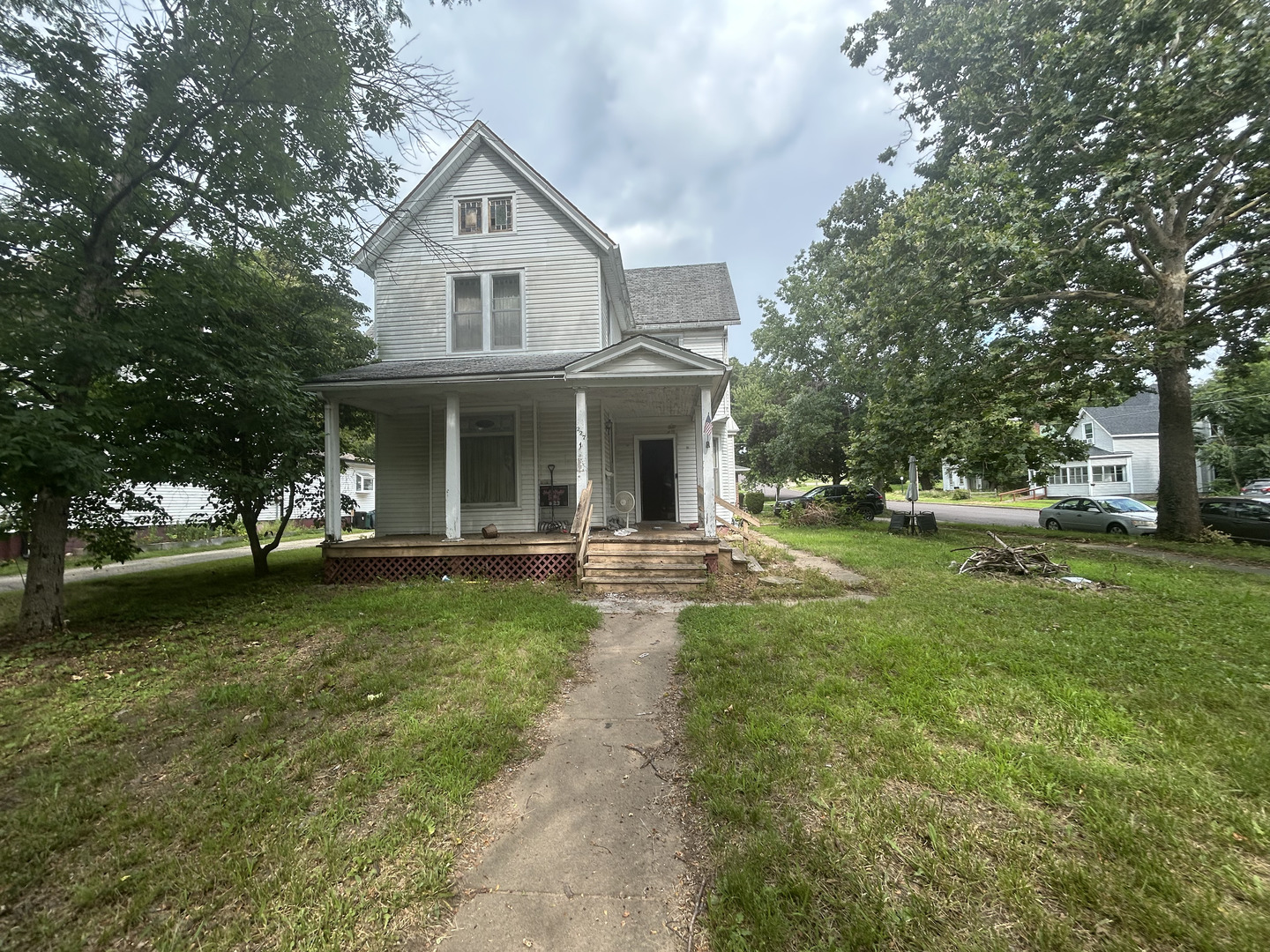 227 S Plum Street