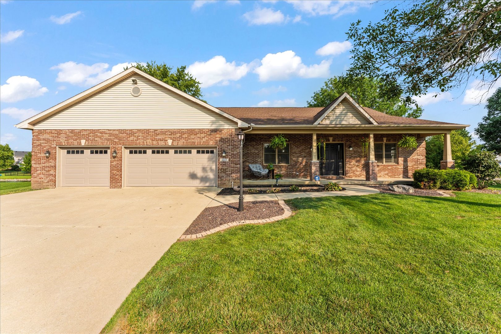 1807 Cypress Pointe Court