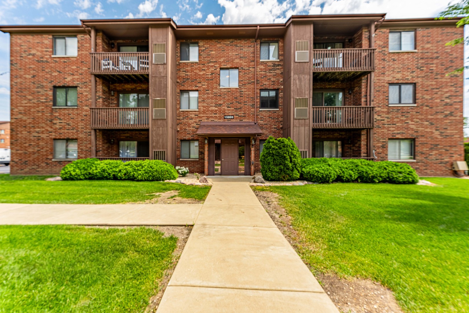 15805 Peggy Lane