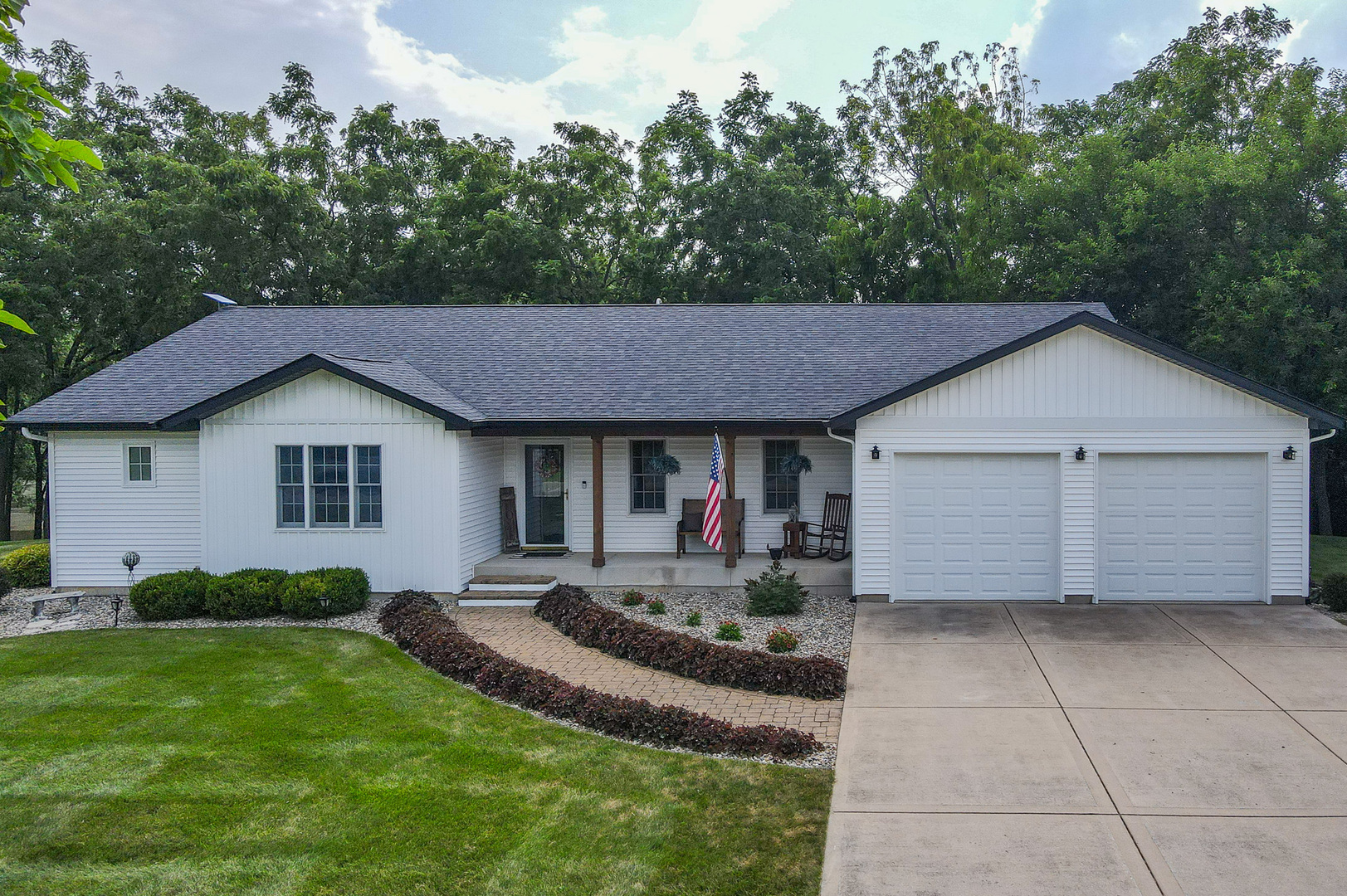6174 Tulip Lane