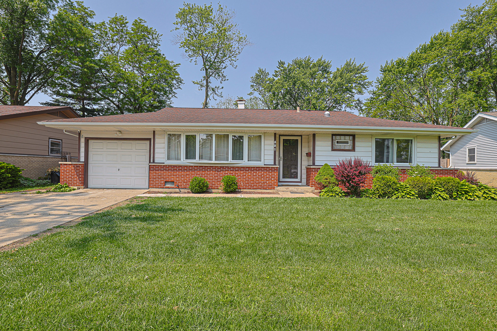 521 Edgewood Lane