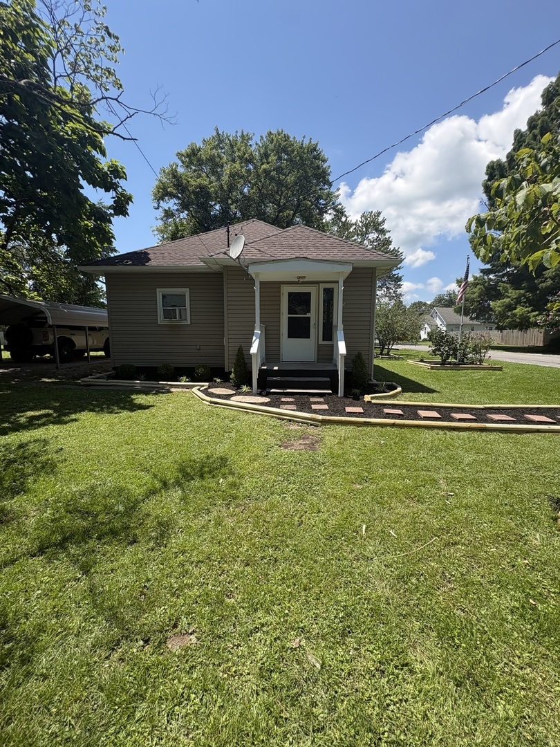 709 N Locust Street