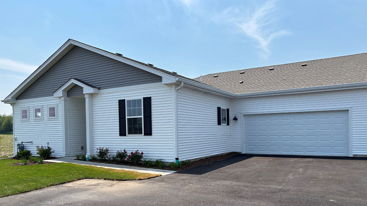 6433 Maple Glen Drive
