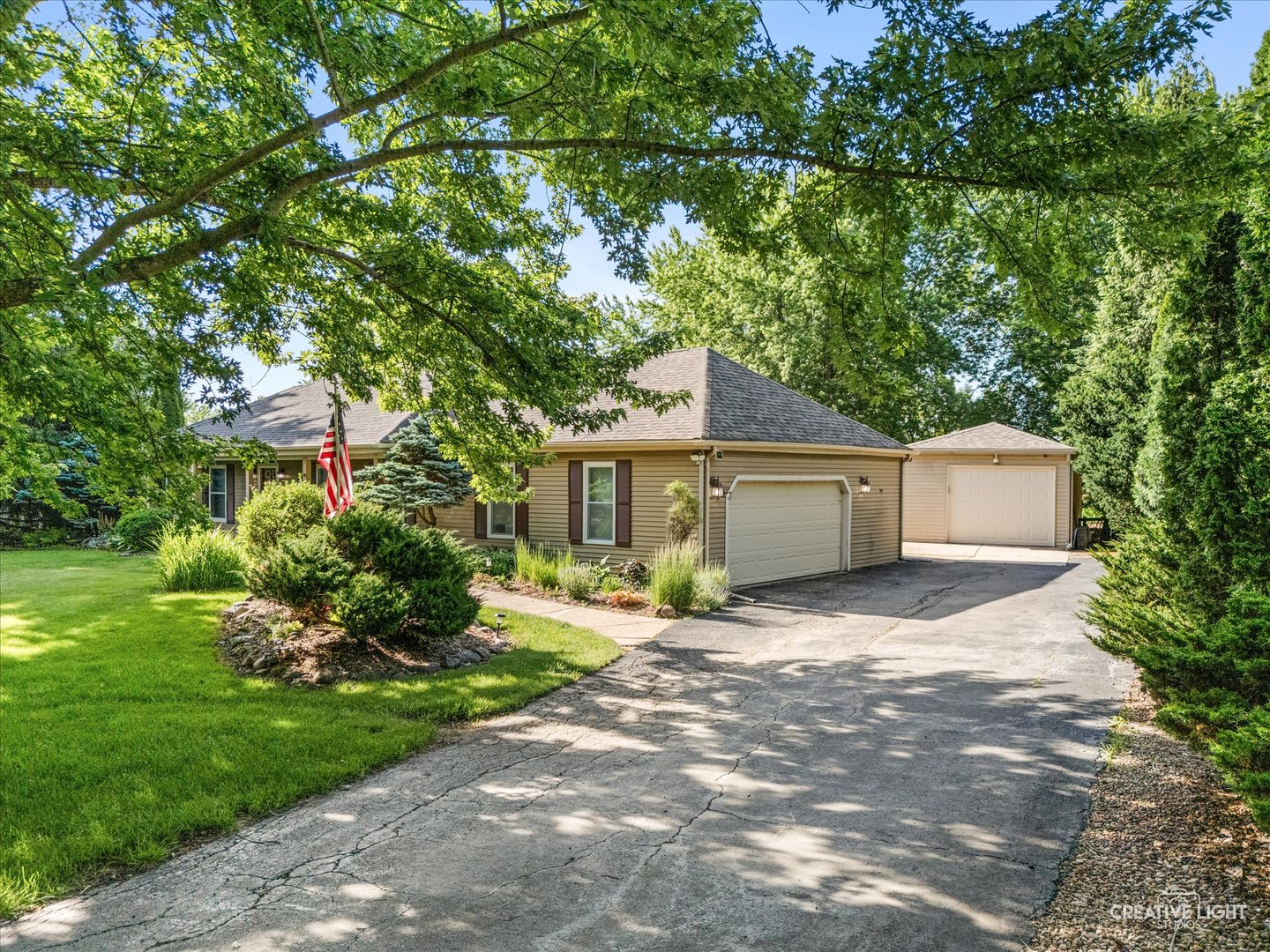 44W043 Fox Wilds Drive
